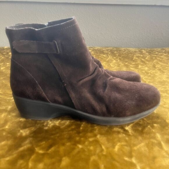 bass lite Monica Ankle Boots Brown Suede/Leather Size 9.5M Side Zip￼ - Picture 3 of 6